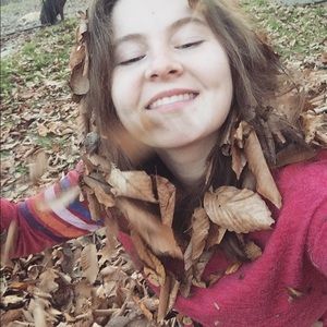 Meet your Posher, Abigail